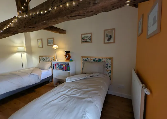 Tatil Evi Dependance Du Chateau De Remehan Renovee Avec Gout *